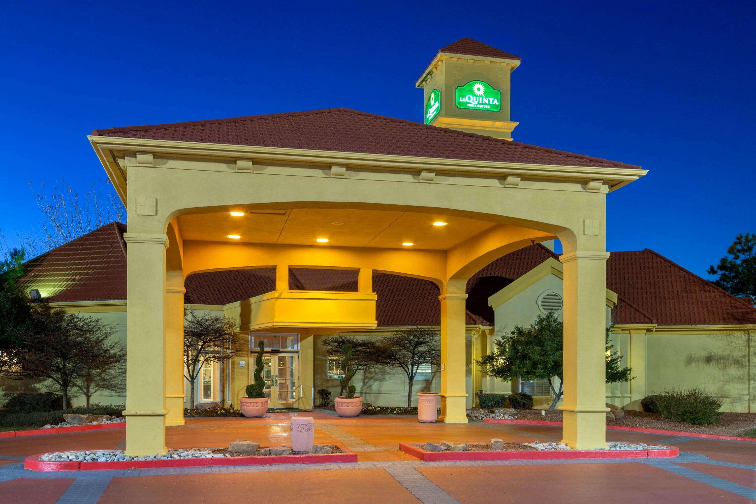 Отель La Quinta By Wyndham Albuquerque West Экстерьер фото